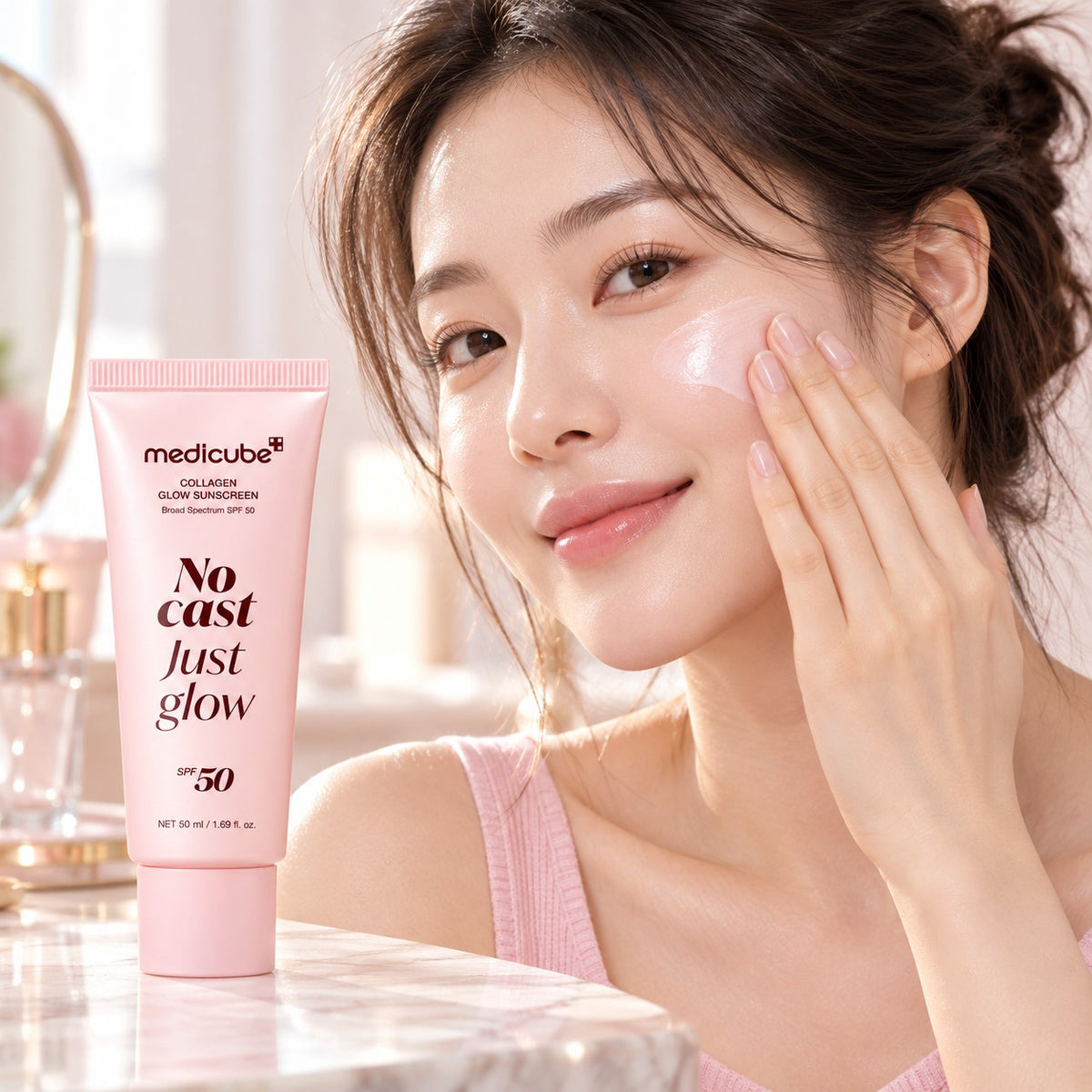 medicube Collagen Glow Protetor Solar SPF 50 50 ml