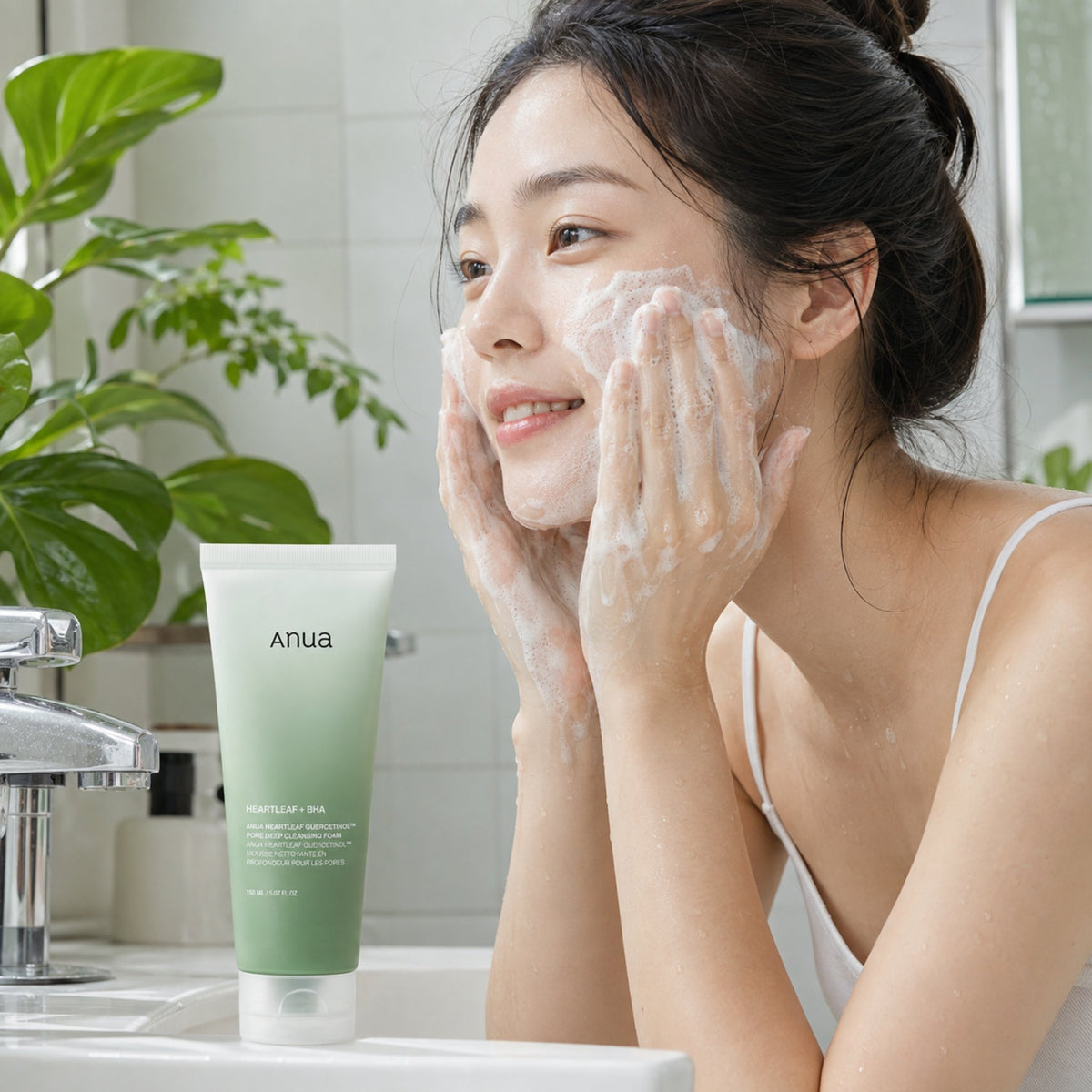 Anua Heartleaf Quercetinol™ Pore Deep Espuma de Limpeza 150 ml