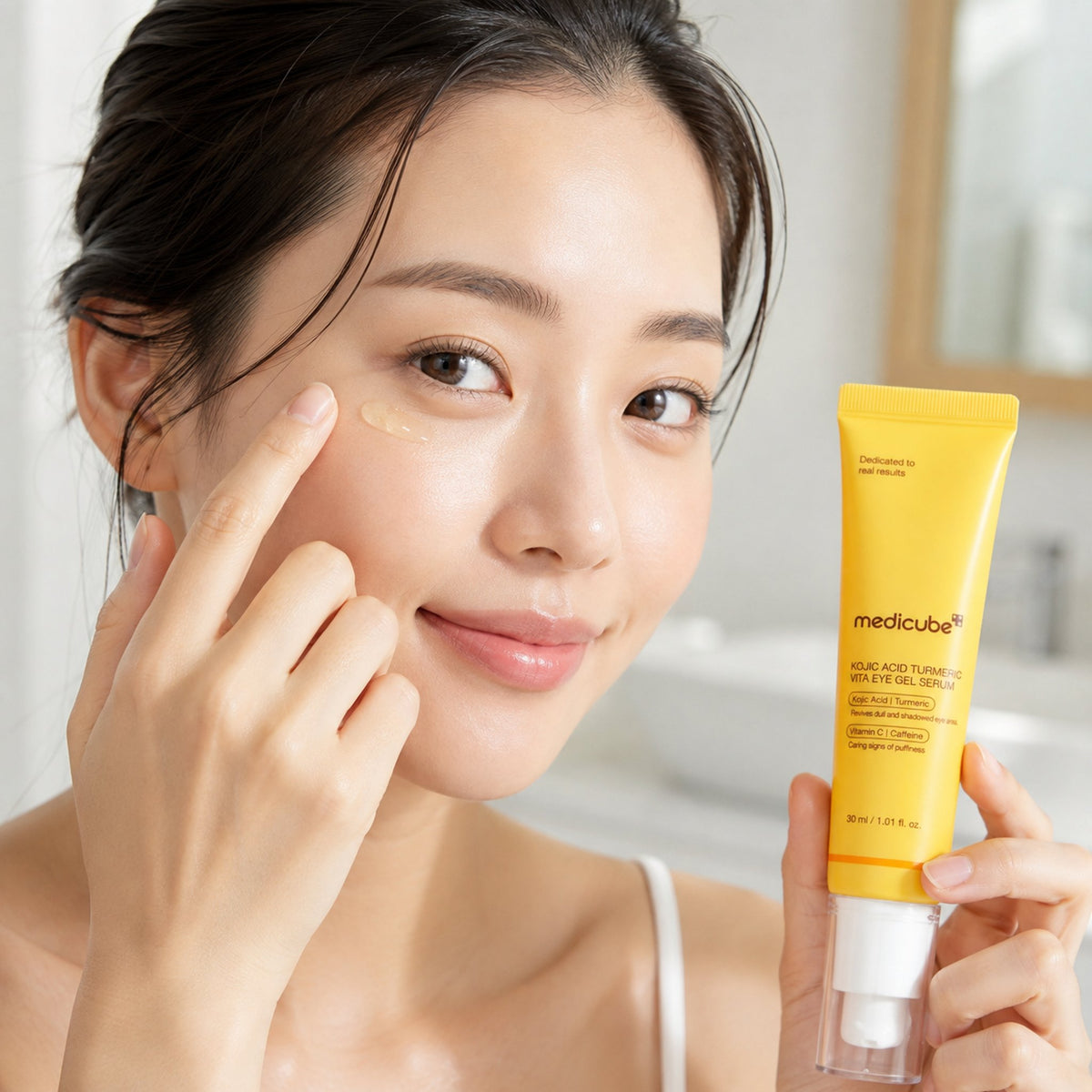 medicube Kojic Acid Turmeric Vita Eye Gel Sérum 30 ml