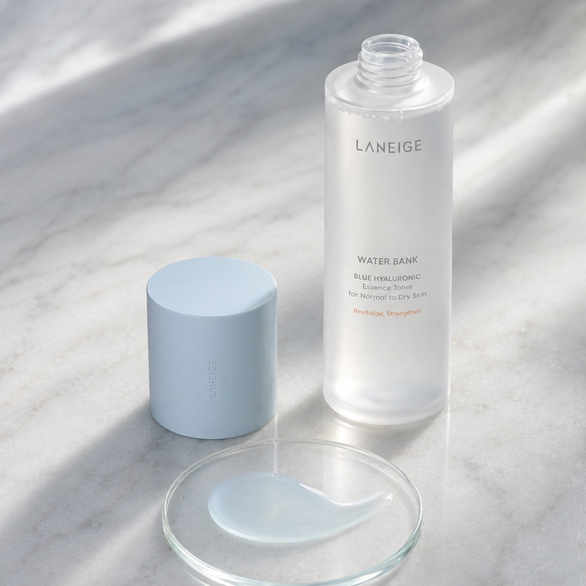 LANEIGE Water Bank Blue Hyaluronic Essência Tónico Normal to Dry Skin 160 ml