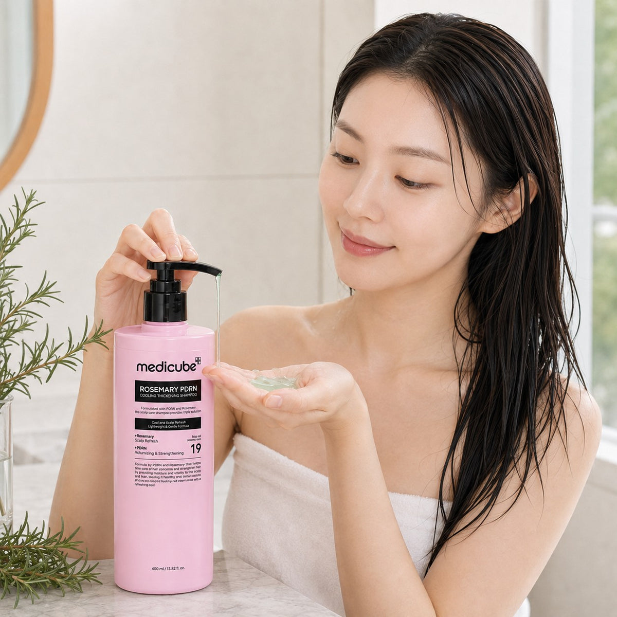 medicube Rosemary PDRN Cooling Thickening Champô 400 ml