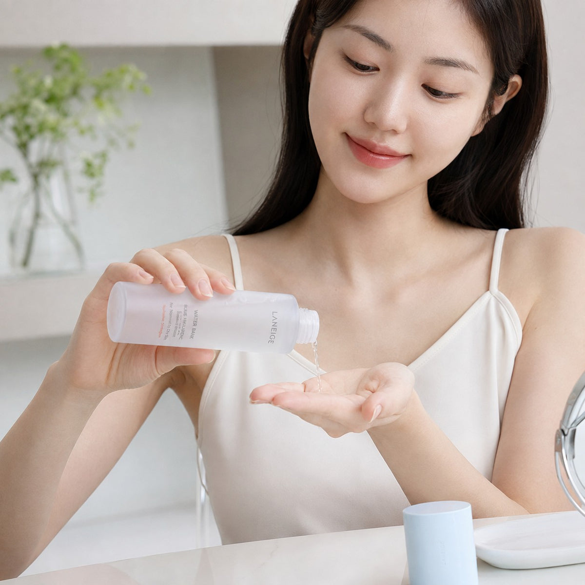 LANEIGE Water Bank Blue Hyaluronic Essência Tónico Normal to Dry Skin 160 ml